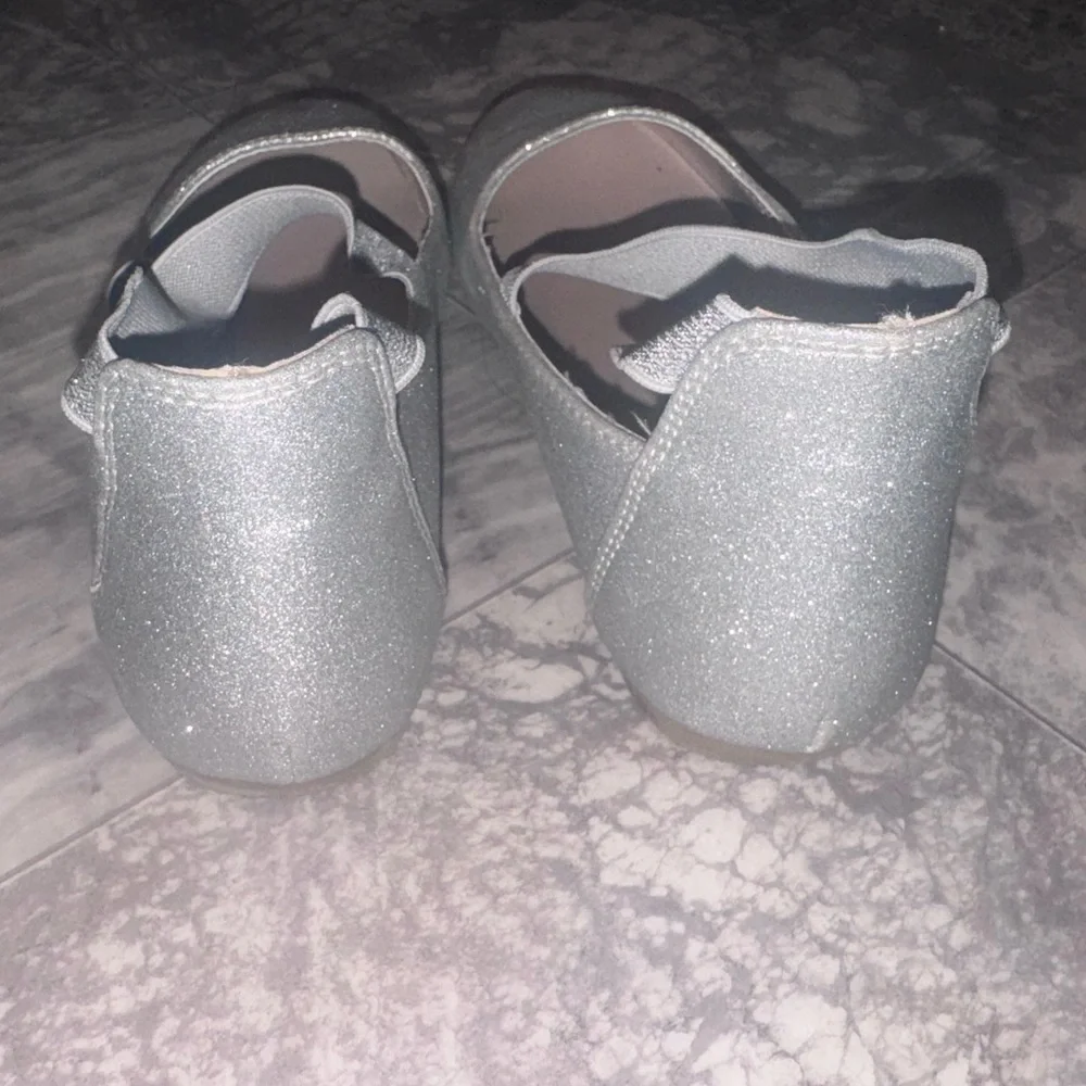 Gymboree Girls Silver Glitter Criss Cross Ballet Flats Size 2 Little Girl